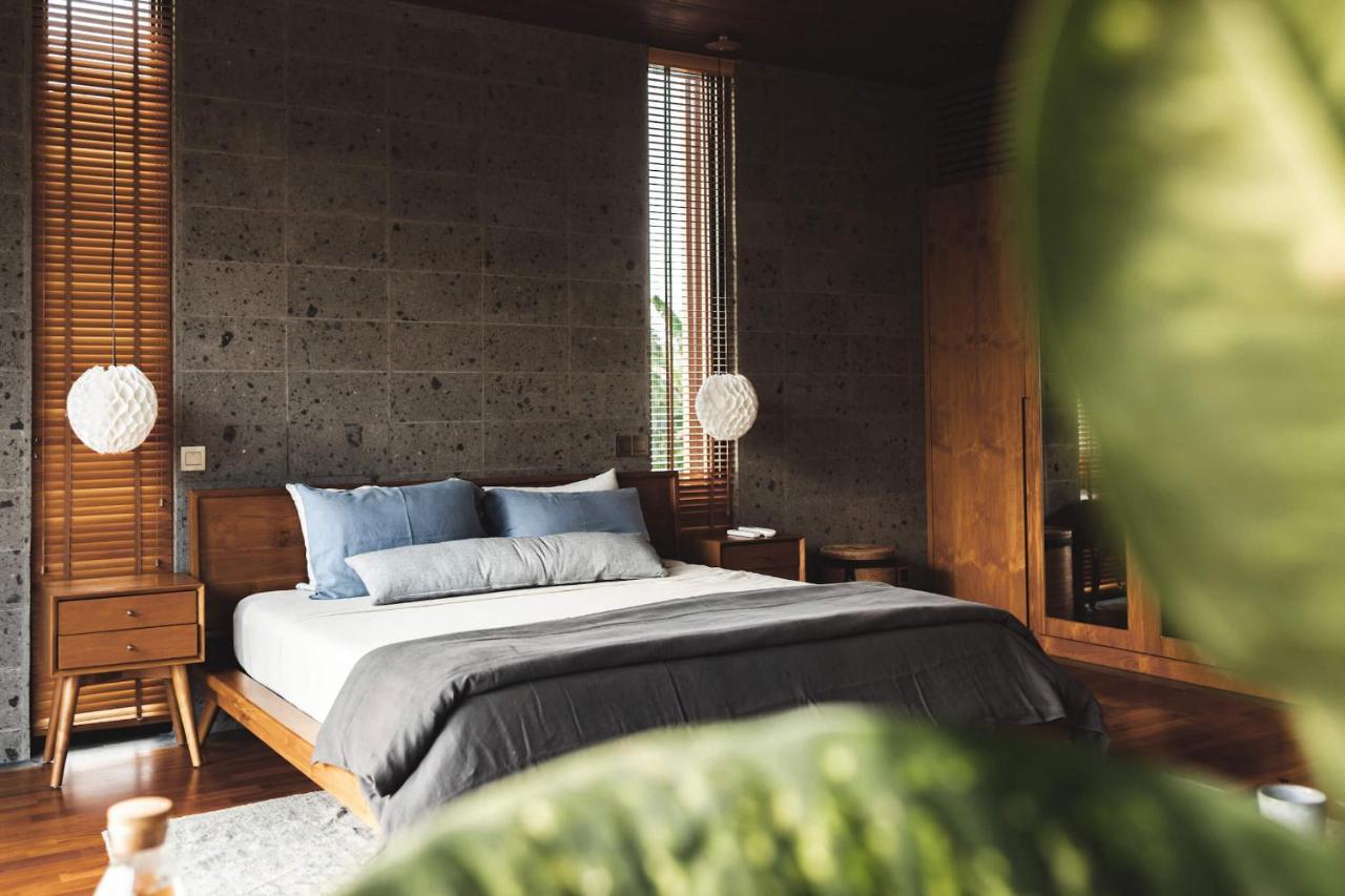 The Riverhouse Canggu Extérieur photo