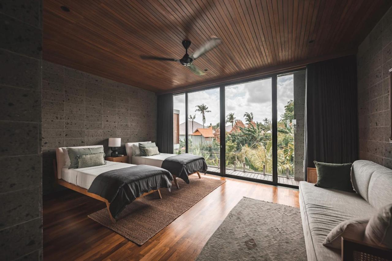 The Riverhouse Canggu Extérieur photo